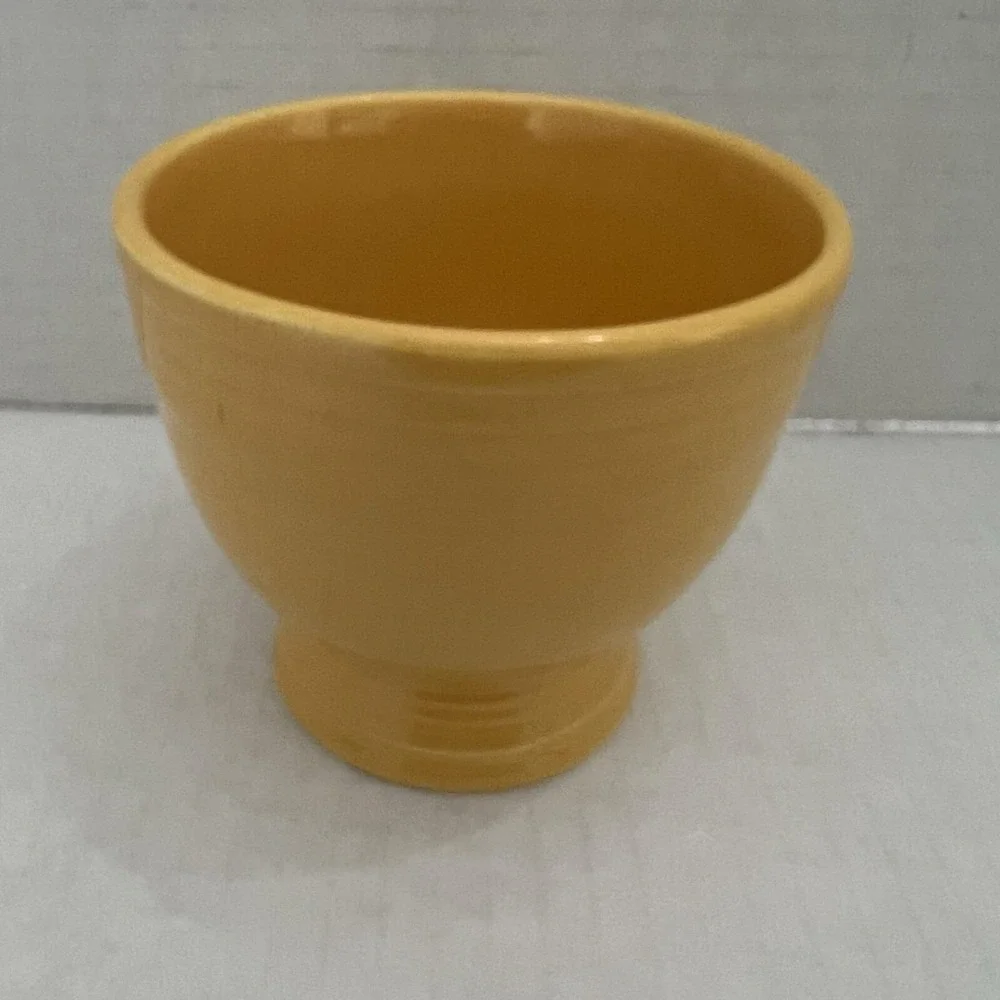 Vintage‎ Fiesta Fiestaware Yellow Egg Cup
